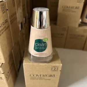 CoverGirl Clean Makeup 230 Beige Sensitive Skin 1oz - Picture 1 of 2