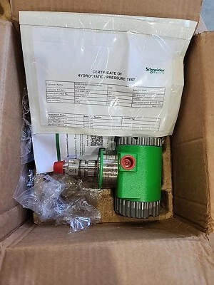 New Schneider Electric IGP05S-T52F1FD-L1 Value Pressure Transmitter  - Image 1 of 4
