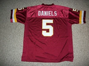 JAYDEN DANIELS Unsigned Custom Throwback Burgundy Sewn Football Jersey Sze S-3XL - Picture 1 of 2