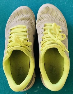 Nike Free 3.0 Womens Shoes Size 6.5 Gray w/ Green Laces. In Excellent Condition - Picture 1 of 3