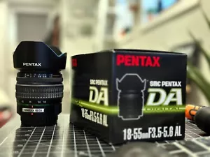 PENTAX SMC DA 18-55mm F/3.5-5.6 AL APS-C Lens with Box and papers and filters - Picture 1 of 5