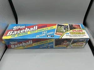Topps MLB Baseball 1992 Complete Set 792 Cards FACTORY SEALED! W/10 Gold Cards - Picture 1 of 4