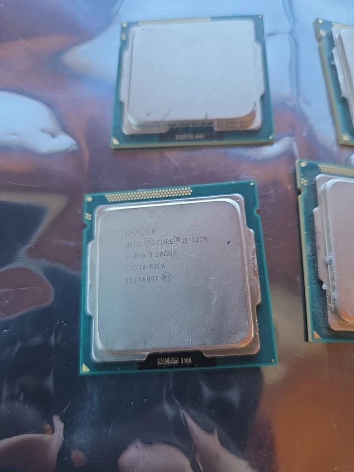 Intel Core i3-3220 3.30 GHz LGA 1155 Desktop CPU Processor SR0RG #3 - Image 1 of 1