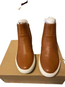Brand New in Box, Gentle Souls, Carter Pull on Sneakers, Size 5.5 - Picture 1 of 6