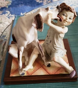 OLD 1955 GIUSEPPE ARMANI PORCELAIN SCULPTURE GIRL BEING LICKED BY HER DOG - Picture 1 of 12