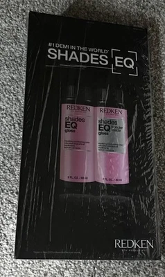 REDKEN SHADES EQ SWATCHBOOK 2025 NOVO LACRADO... - Imagem 1 de 2