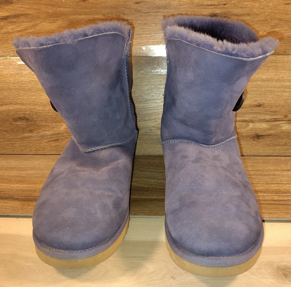 UGG Of Australia, Little Wear, В Хорошей Форме Для Б/у Обуви. Размер 9 США - Изображение 1 из 4