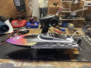 Proboat Recoil 2 18" Self-Righting Brushless Deep-V Boat RTR Shreddy PRB08053T1 - Picture 1 of 4