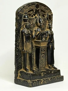 Antigua Escultura Egipcia Estatua Tríada de Osiris, Isis y Horus Egipto Piedra - Imagen 1 de 10