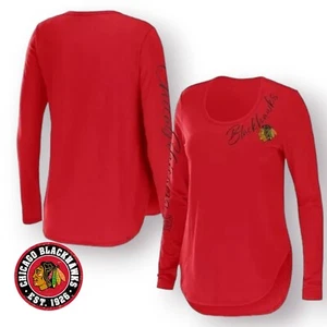 Women's Red Chicago Blackhawks Plus Size Scoop Neck Long Sleeve T-shirt - Picture 1 of 3