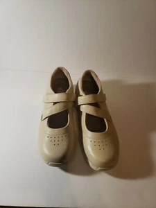 Drew Orchid Leather Round Shoe Womens Toe Ankle Strap Mary Jane, Bone, Size 8.5 - Picture 1 of 5