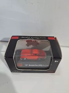 Neu in Verpackung Malibu International 110 HO 1:87 Druckguss Mercedes Benz 300SL Flügeltürer - Bild 1 von 8