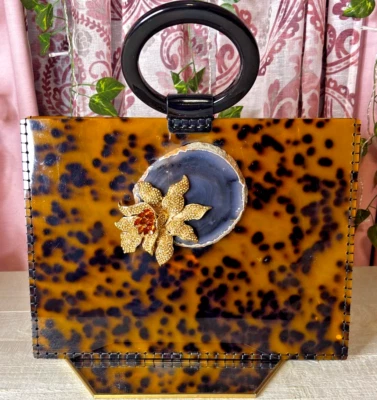 Bolso de Mano Sea Lily Tortoise Valet Acrílico con Handels Negro Foto 1 de 4