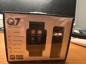 Q7 Smartwatch with extra strap brand new sealed. Water resistant IP67 - Picture 1 of 5