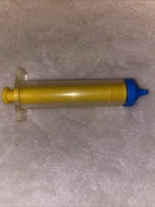 1987 Vintage Fisher Price Medical Kit Replacement Medicine Syringe - Picture 1 of 3