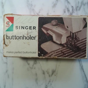 SINGER ButtonHoler Automatic Buttonhole Stitch Attachment Vintage 4561 with Box - Picture 1 of 7
