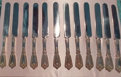 Juego de 12 cuchillos de postre/té diseñados por Henry Hibbard de hiedra blanqueadora de plata Foto 1 de 4