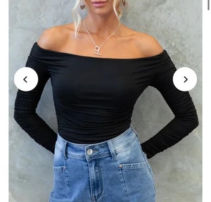 NEW TIGERMIST BLACK LONG SLEEVE OFF SHOULDER BODYSUIT TOP 8 10 12 - Bild 1 von 4