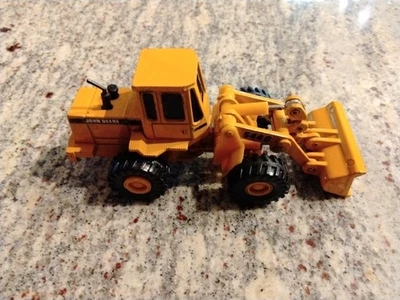 ERTL John Deere 544G Wheel Loader 1/64 Die Cast ERTL Toys John Deere Loader - Image 1 of 4