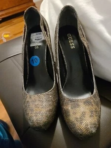 Guess women shoes size 10. New open Box - Picture 1 of 5