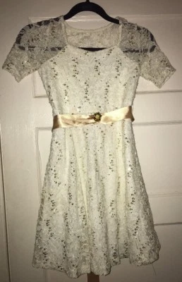 Vestido My Michelle para niña blanco roto con lentejuelas estrás prendedor talla 10 Foto 1 de 3