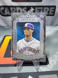 2014 Topps Before They Were Great Ken Griffey Jr #BG-6 HOF - Picture 1 of 2