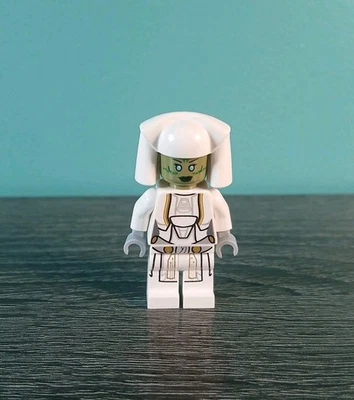 LEGO Star Wars Minifigure sw0501 Jedi Consular from 75025 - Image 1 of 4