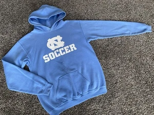 Gildan UNC North Carolina Tar Heels Pullover Hoodie, Soccer , Lt Blue, Youth XL - Picture 1 of 3
