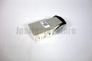 TOYOTA Genuine JUNCTION BLOCK ASSY NO.1 Camry 82671-33070 - Picture 1 of 6
