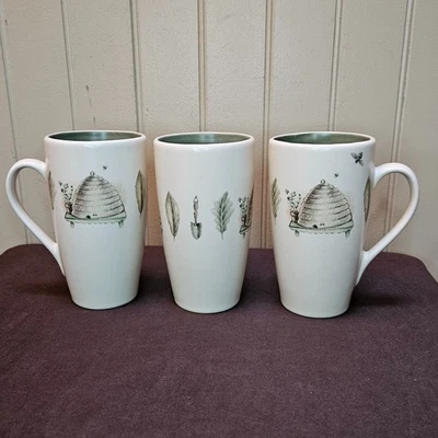 3 canecas Latte Pfaltzgraff NATUREWOOD 20 oz 6 1/4” de altura colmeia natureza EUA - Imagem 1 de 4