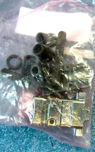 AMP AMPHENOL 4093398-4 CON-451 CON451 MIL-SPEC CONNECTOR - NEW - Picture 1 of 2