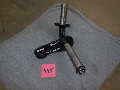 JOHN DEERE 425 445 455 RIGHT STEERING SPINDLE AM120216 - Image 1 of 3