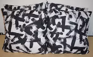 (Juego 4) Cojín IKEA TURILL Blanco y Negro 40x40cm Suave y Grumoso - Imagen 1 de 3