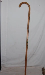 Vintage German Wood Walking Stick Hiking Cane With 8 Medallions Badges - Bild 1 von 8