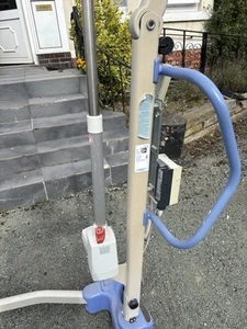 2x Patient Hoists Without Battery Comes With 2 Slings - Picture 1 of 10
