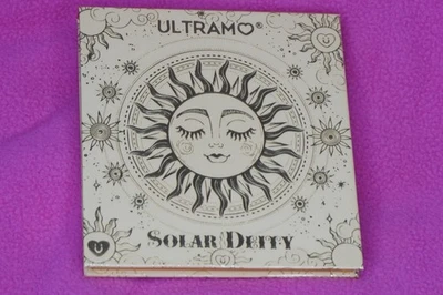 Mini Paleta De Rubor Y Iluminador, Inspirado En El Sol - Image 1 of 3