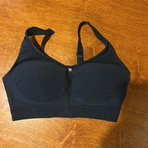 Breezies~Cooling Comfort Bügelloser Kontur BH~Mittel~Schwarz~A670851~Schaumstoffschale - Bild 1 von 10