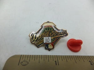 Vintage 1992 World Series Braves Blue Jays Champions MLB Baseball Hat Lapel Pin - Picture 1 of 4