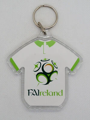 Football Association of Ireland keyring - Image 1 of 3