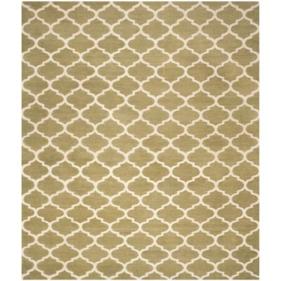 SAFAVIEH Dhurries DHU115A Handwoven Green / Ivory Rug - Image 1 of 4
