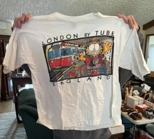 Vintage Garfield T-Shirt London Tube England ELMS XL - Picture 1 of 3