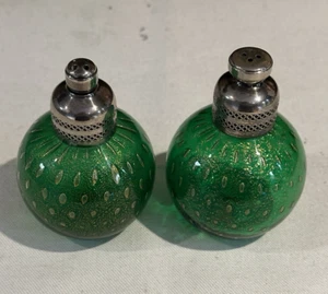 SET of 2 ITALIAN MURANO GLASS GREEN BUBBLE & SILVER SALT & PEPPER SHAKERS - Picture 1 of 8