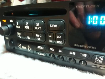 2002 2001 2000 1999 1998 1997 1996 1995 GM GMC  truck am/fm cd radio silverado  - Image 1 of 4