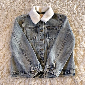 GB Girls Denim Jacket Sherpa Collar Trim Blue Acid Wash Size XL Retro - Picture 1 of 11