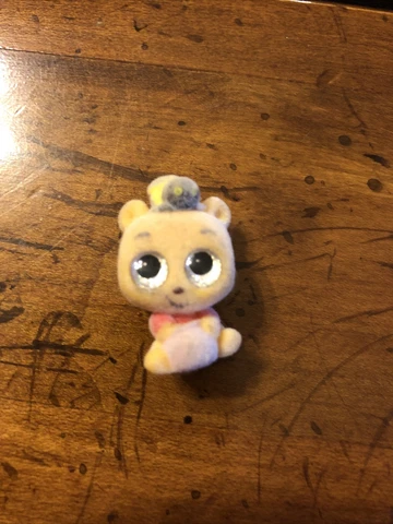 Disney Doorables - Series 1 - Winnie The Pooh-Special Edition Cover