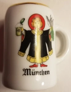 Munchen German Shot Glass - Picture 1 of 9