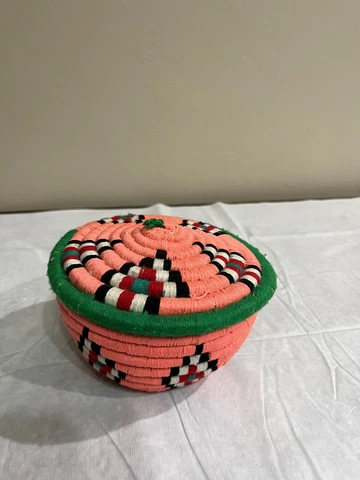 Dokht Round Basket - Pink/Green Cover