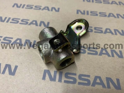 Twin Turbo Charger Water Pipe T Bracket to suit Nissan Skyline R32 R33 R34 GTR - image 1 of 2