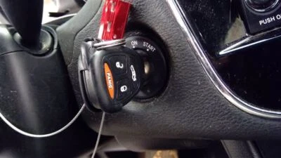 Interruptor de encendido LHD VIN W 6º dígito Jk cuerpo compatible con 07-18 WRANGLER 717322 Foto 1 de 4