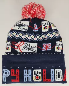 Happy Holidays Lite Bier Strick Bündchen Bommel Beanie Mütze Winter Schnee Ski Mütze Erwachsene - Bild 1 von 5